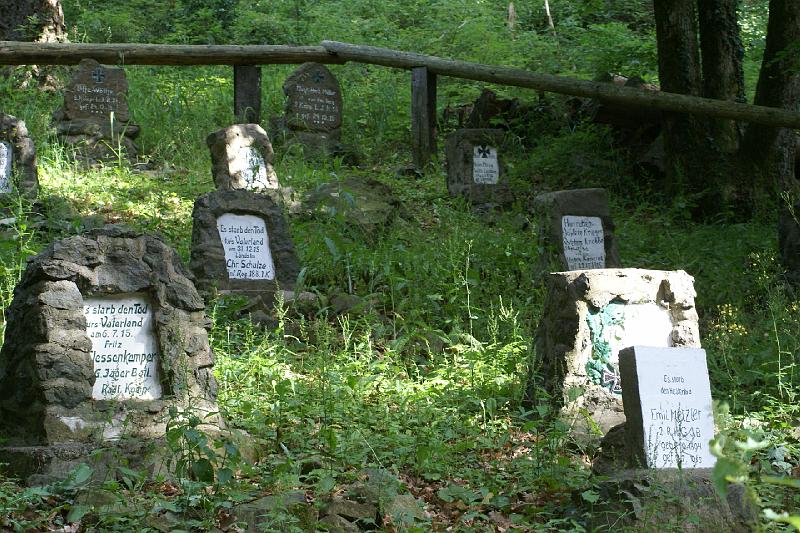 DSC02796.JPG - Cimetière des Uhlans (ancien)